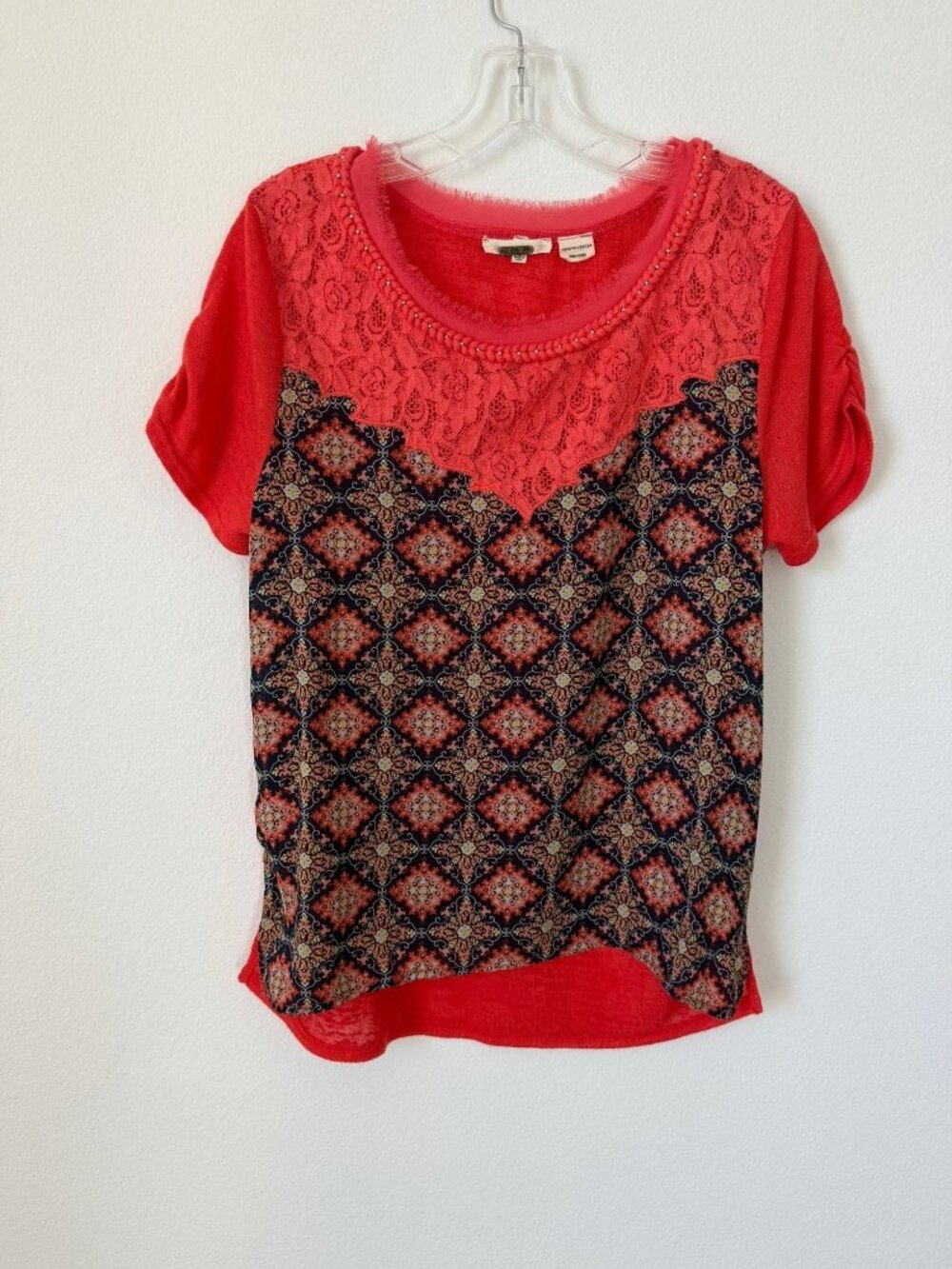 Miss Me Y2K Short Sleeve Lace Trim Round Neck Geo/Solid T-Shirt Women's Size S
